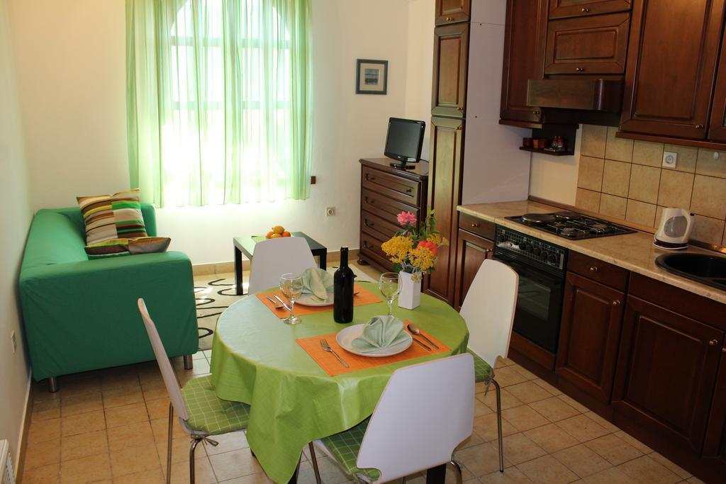 Apartments Stari Sibenik Grebaštica Oda fotoğraf